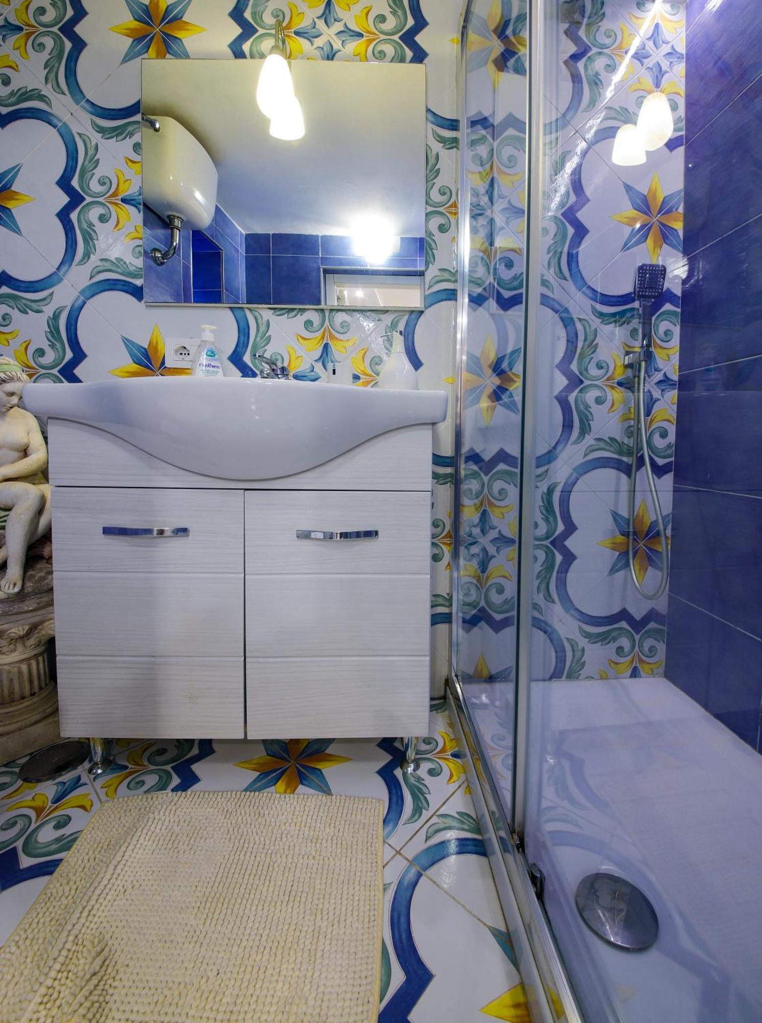 Giallo Napoletano Home Napoli Bagian luar foto