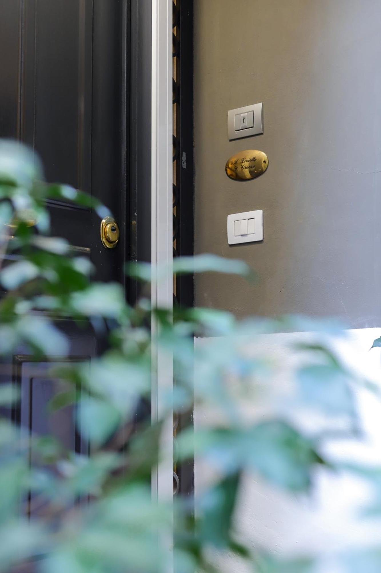 Giallo Napoletano Home Napoli Bagian luar foto
